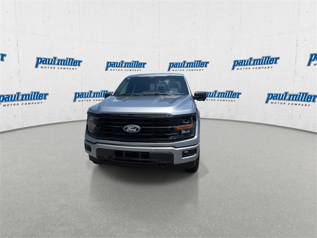 2025 Ford F-150 XLT photo 4