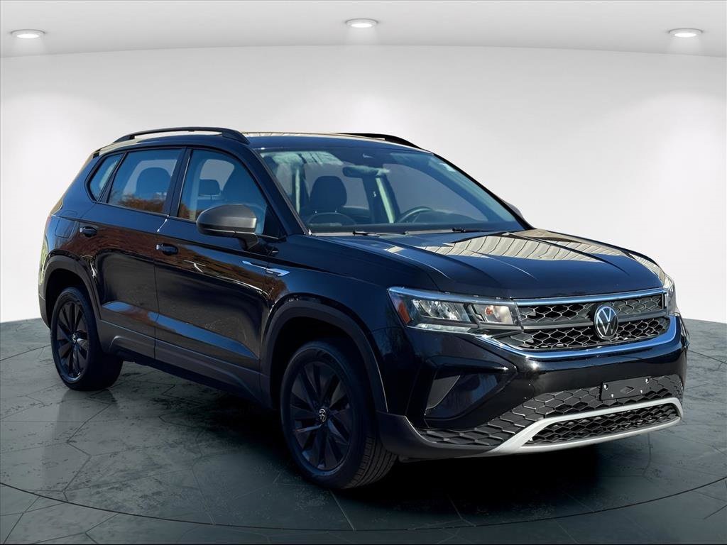 2024 Volkswagen Taos S photo 3