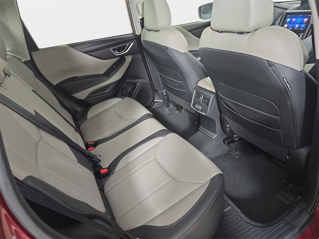 2024 Subaru Forester Limited photo 9