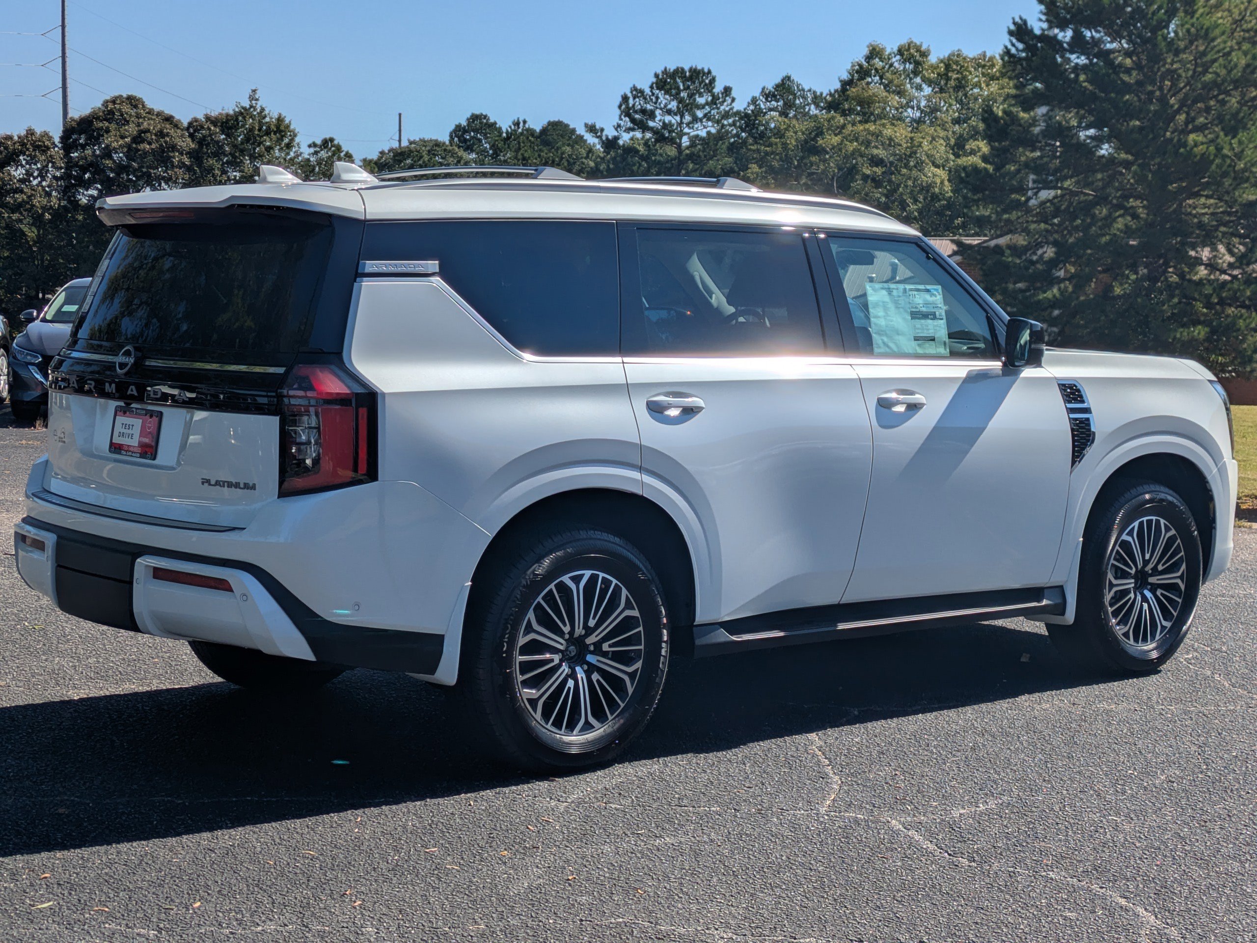 2026 Nissan Armada Platinum photo 2