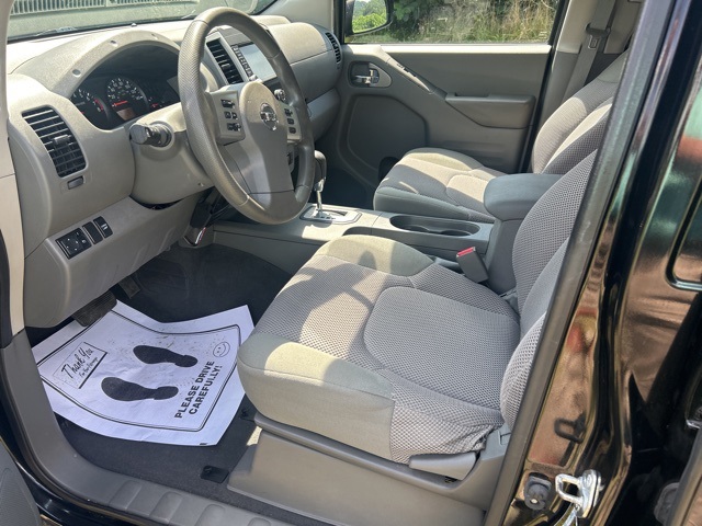 2020 Nissan Frontier SV photo 14