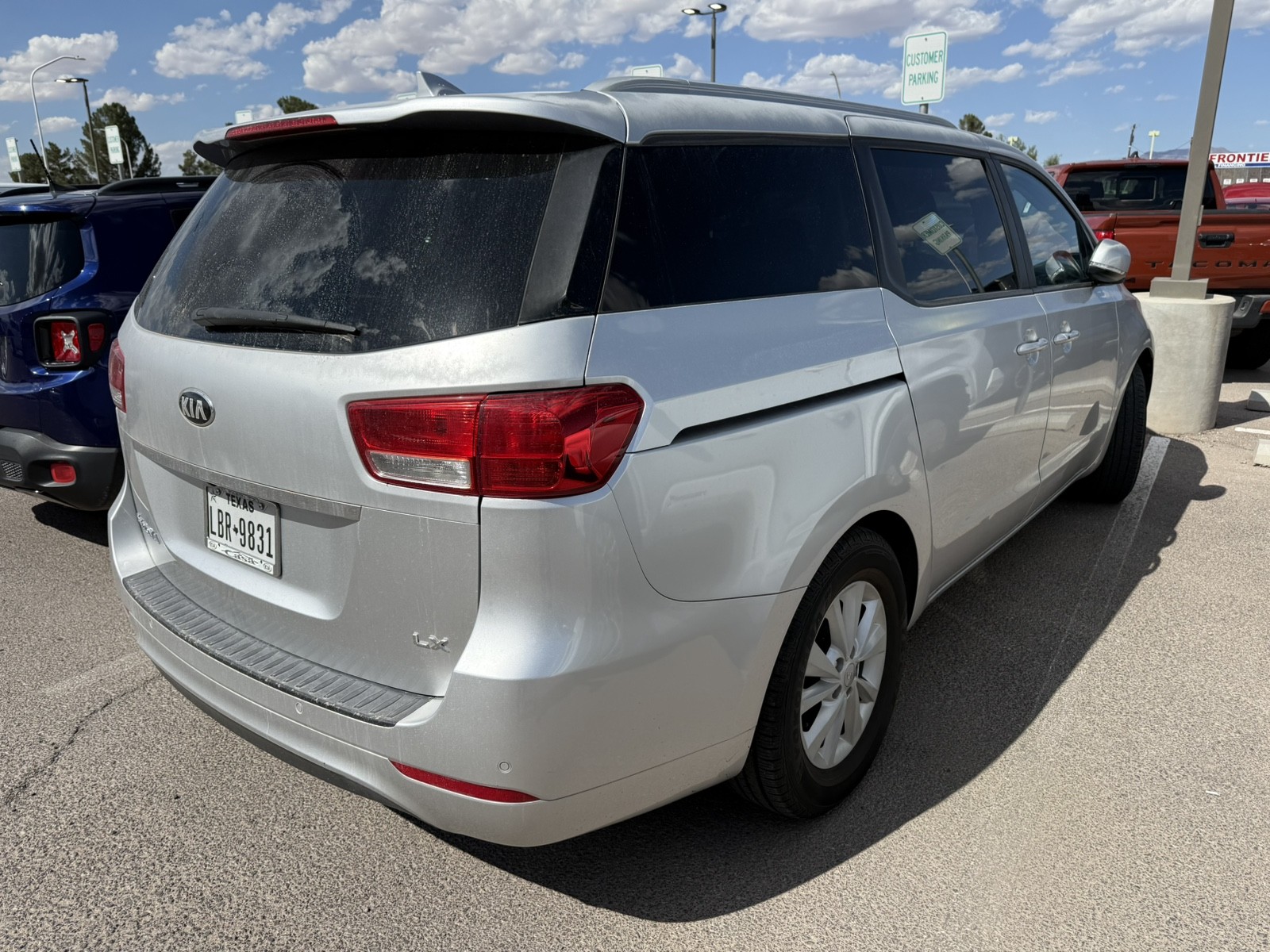 Used 2017 SILVER Kia LX image 6
