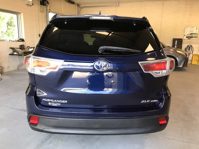 2015 Toyota Highlander XLE photo 4