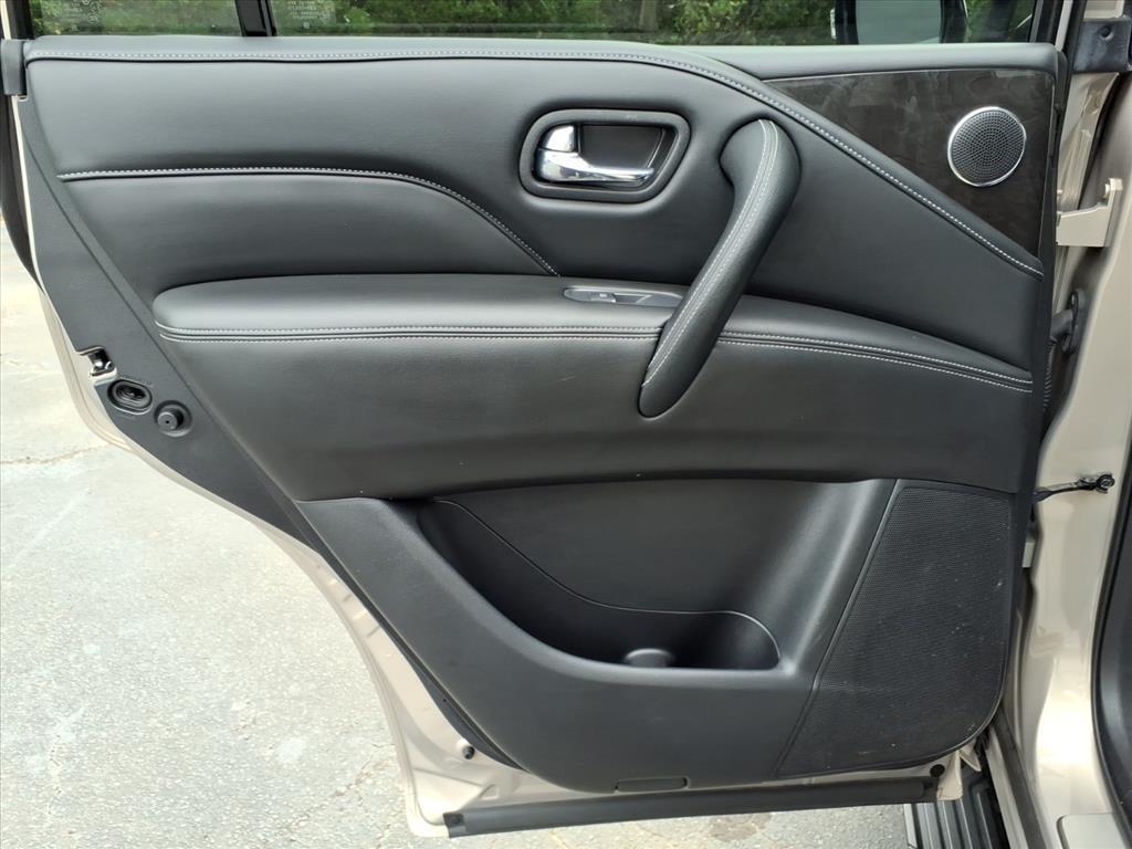2023 Infiniti QX80 Luxe photo 21