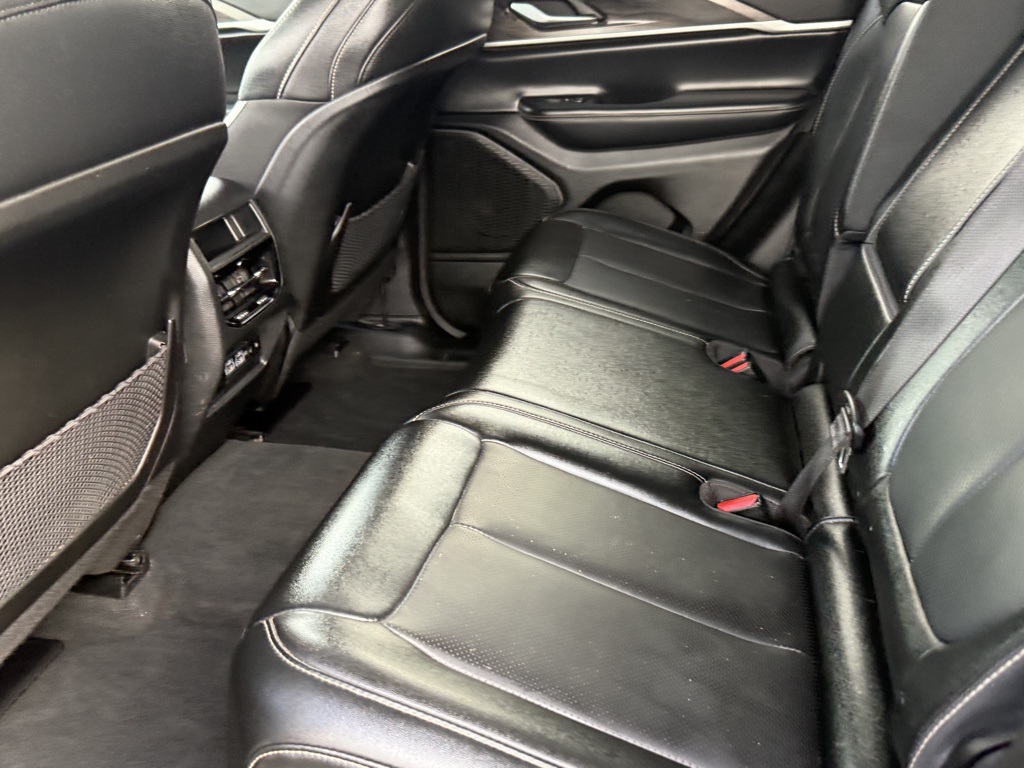 2024 Jeep Grand Cherokee Limited photo 22