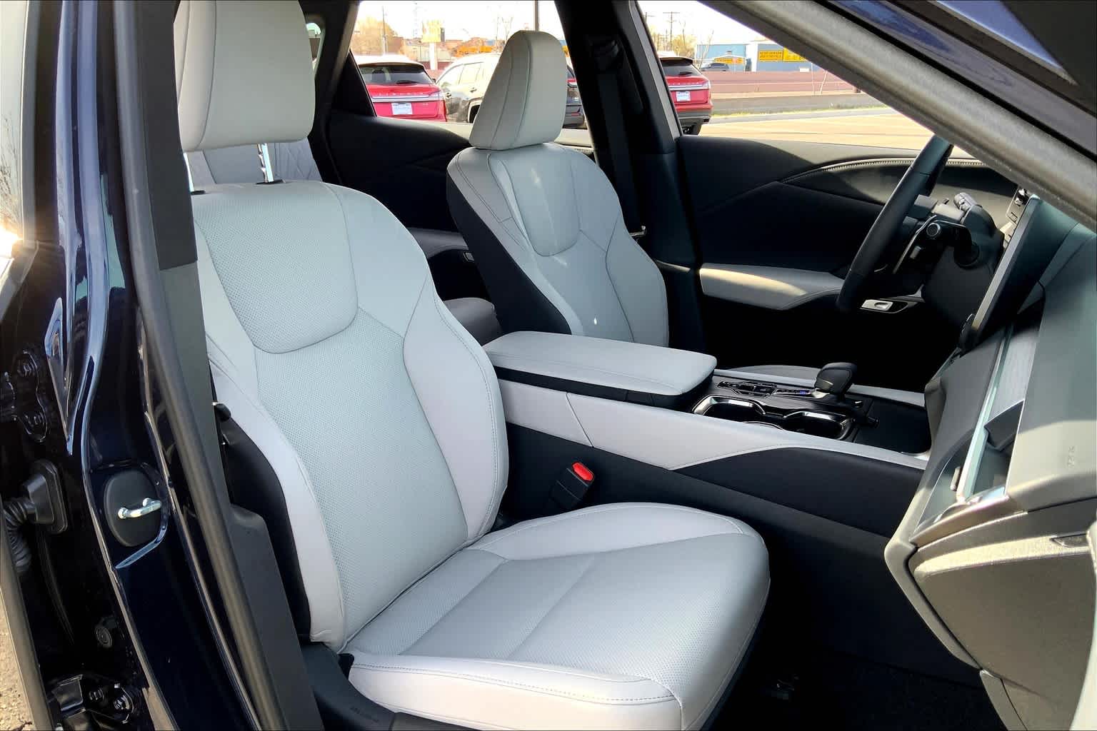 2023 Lexus RX Premium photo 8