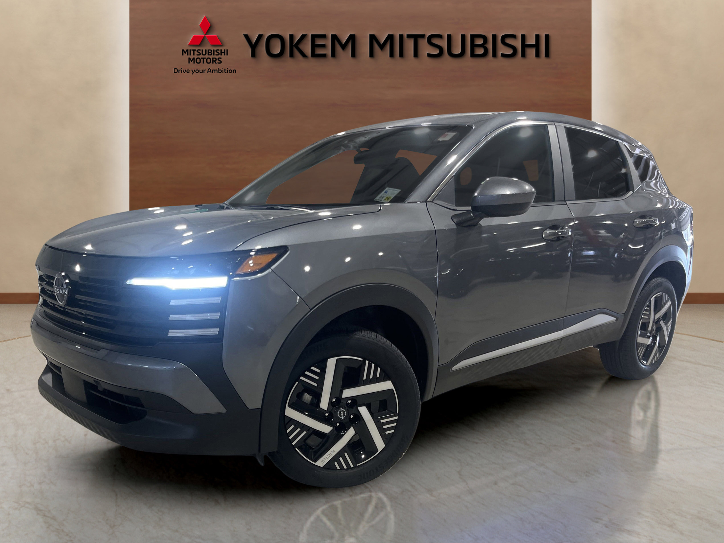 2025 Nissan Kicks SV photo 7