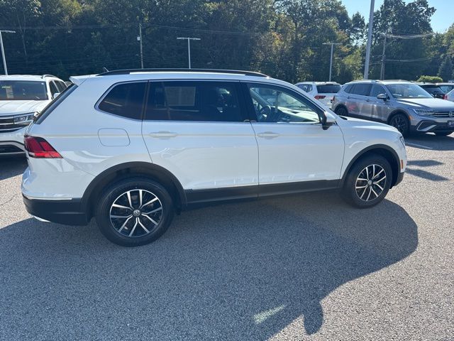 2021 Volkswagen Tiguan R-Line Black SEL photo 7