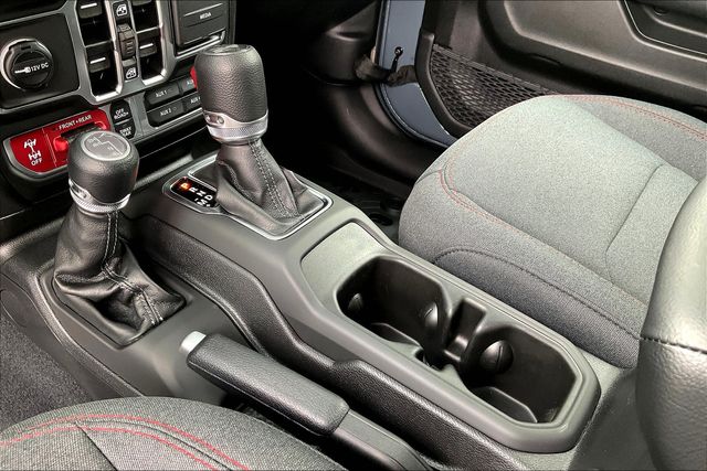 2025 Jeep Wrangler Rubicon photo 9