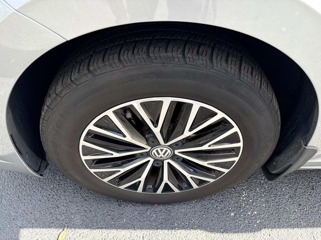 2021 Volkswagen Jetta 1.4T SE photo 9