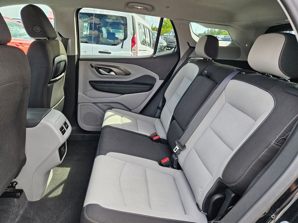 2024 Gmc Terrain SLE photo 25