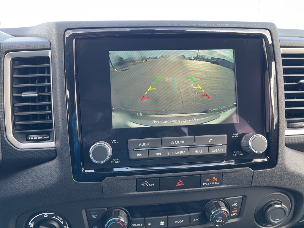 2024 Nissan Frontier SV photo 15