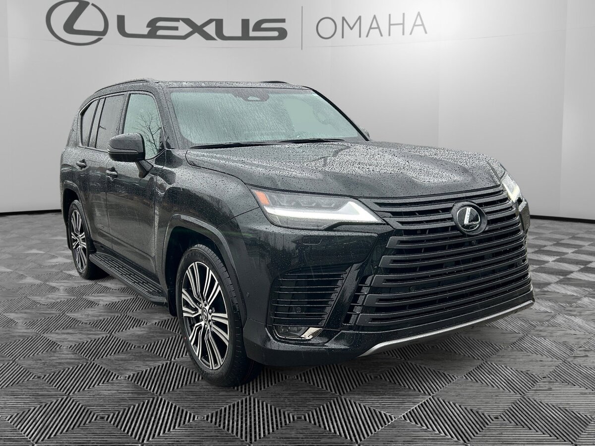 2026 Lexus LX Luxury's photo