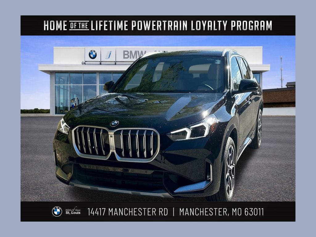 2026 BMW X1 28i's photo