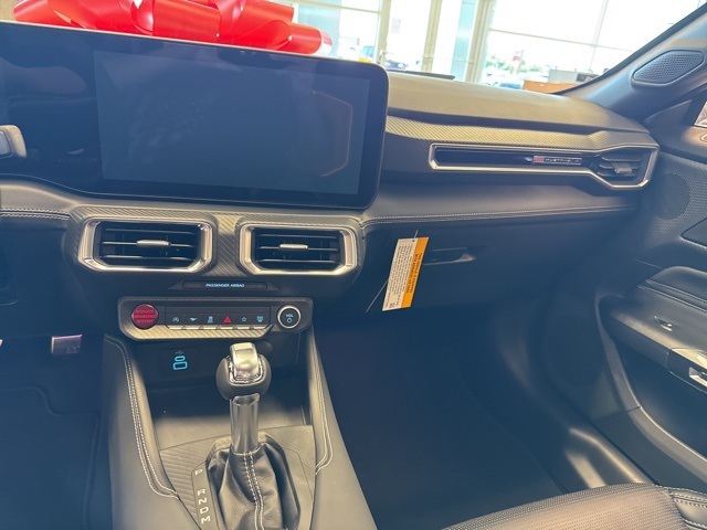 2025 Ford Mustang GT Premium photo 18