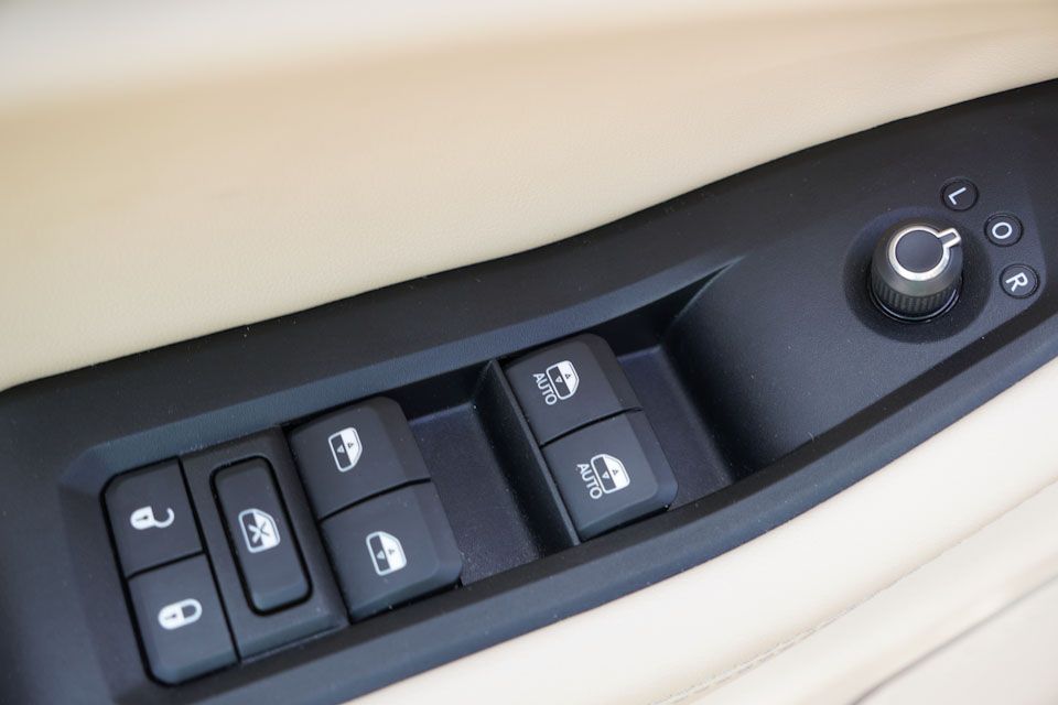2023 Jeep Cherokee 4xe photo 22