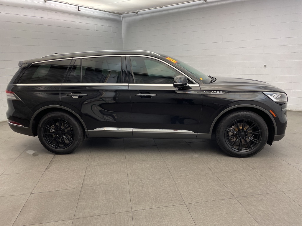 2020 Lincoln Aviator Reserve photo 2