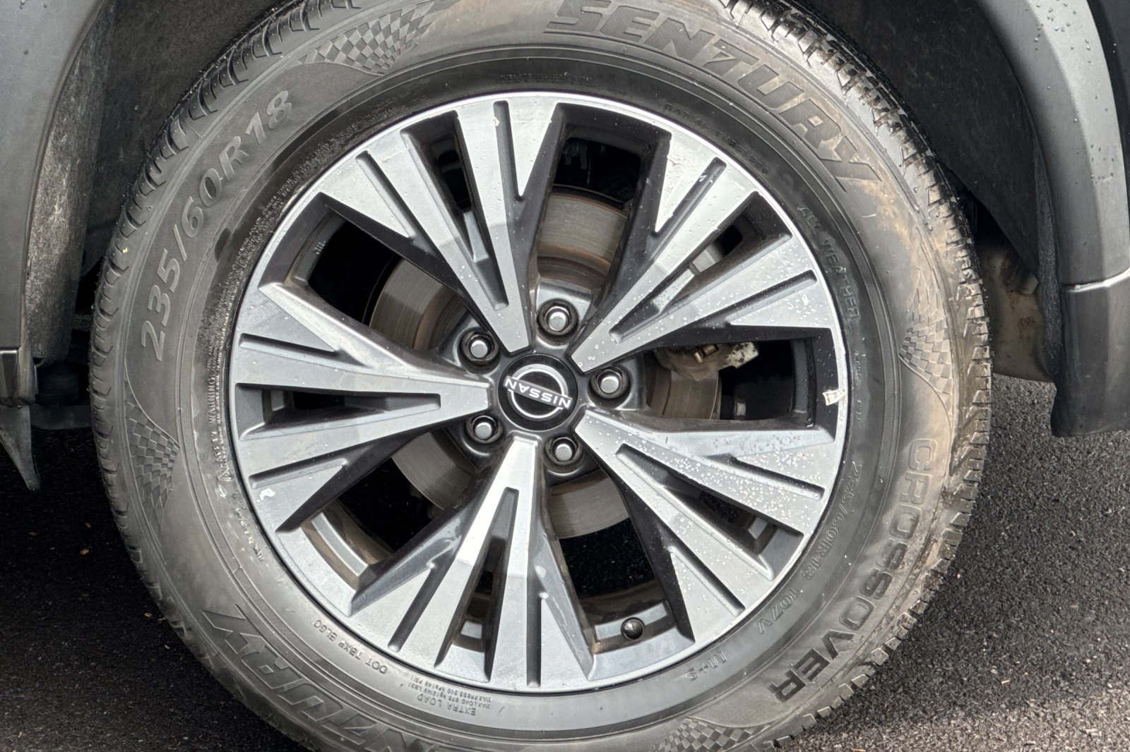 2023 Nissan Rogue SV photo 30