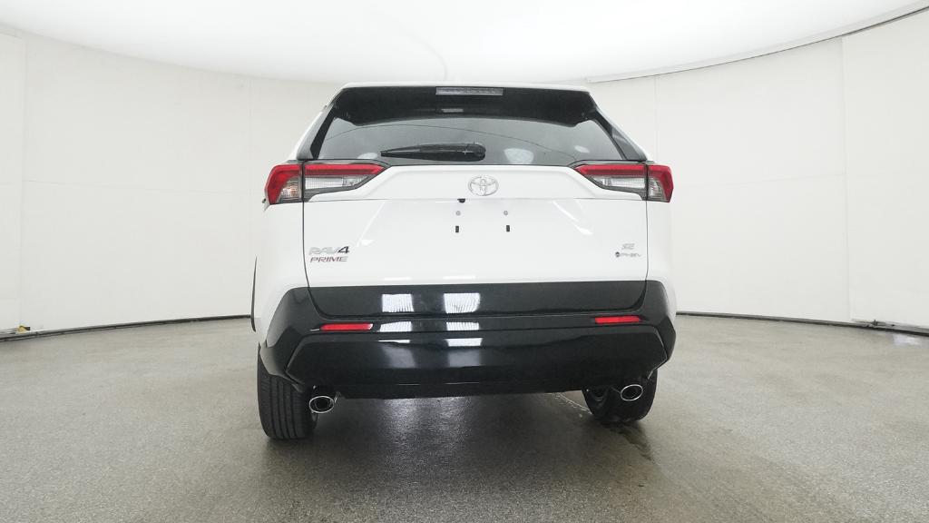 2025 Toyota RAV4 Hybrid SE photo 13