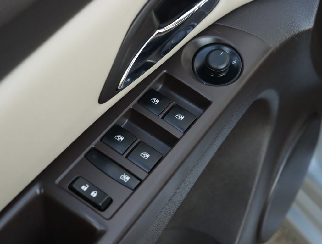 2015 Chevrolet Cruze LT photo 20