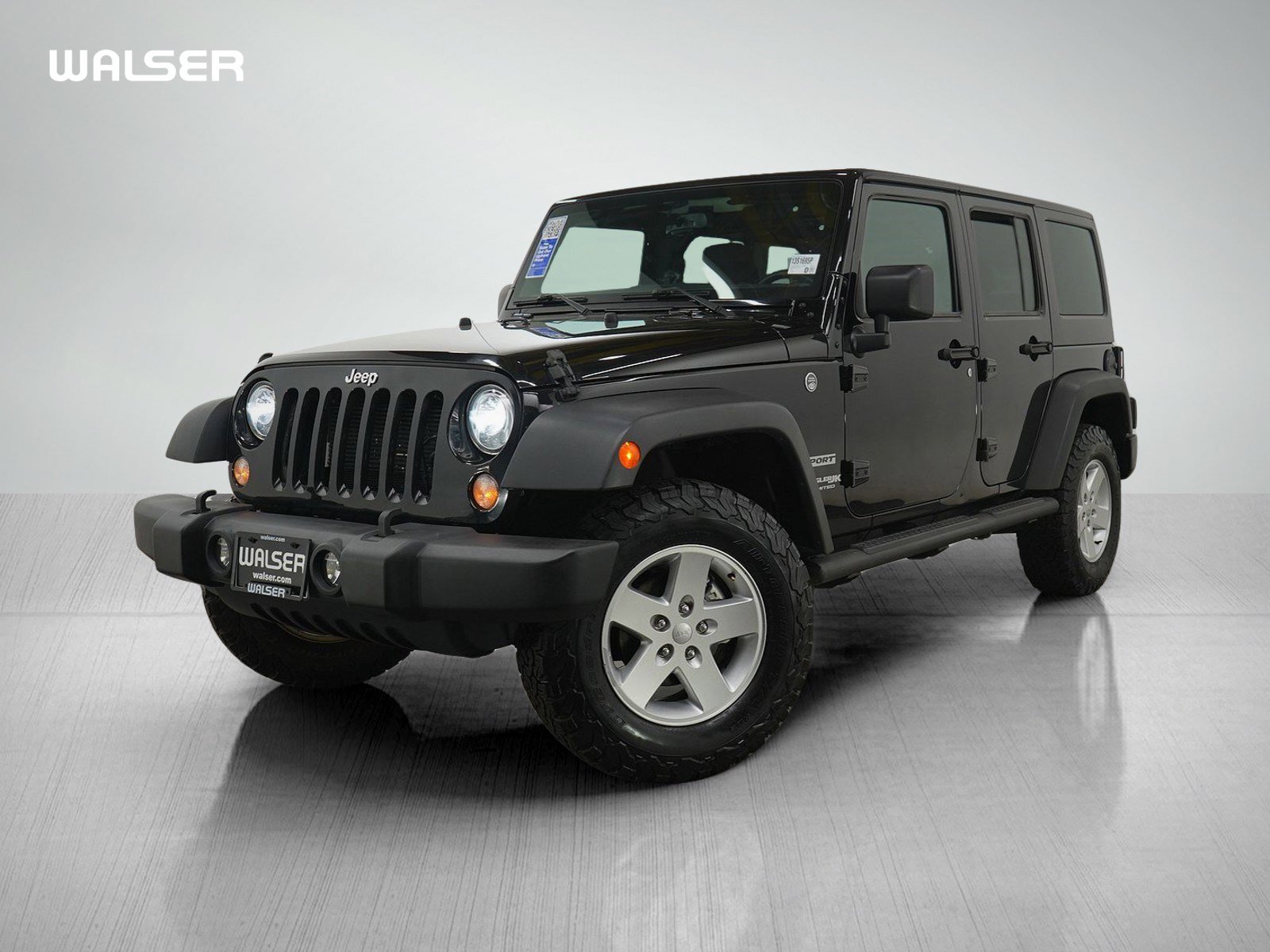 Used 2018 Jeep Wrangler JK Unlimited Sport S with VIN 1C4BJWDGXJL811210 for sale in Burnsville, Minnesota