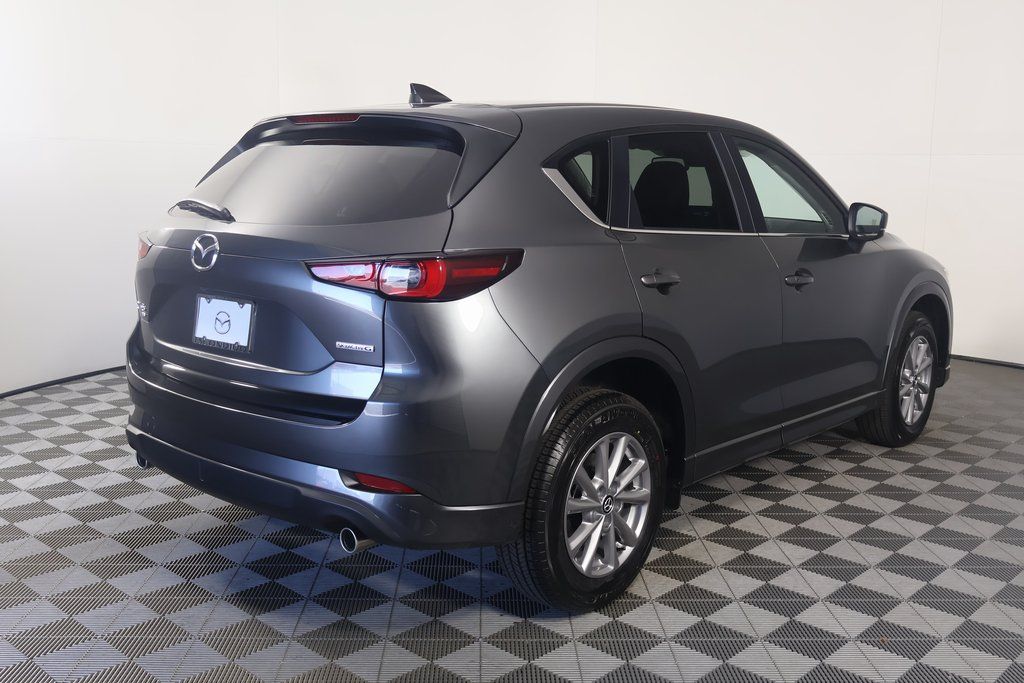 2025 Mazda CX-5 2.5 S Preferred photo 2