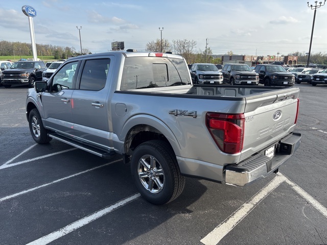 2025 Ford F-150 XLT photo 4