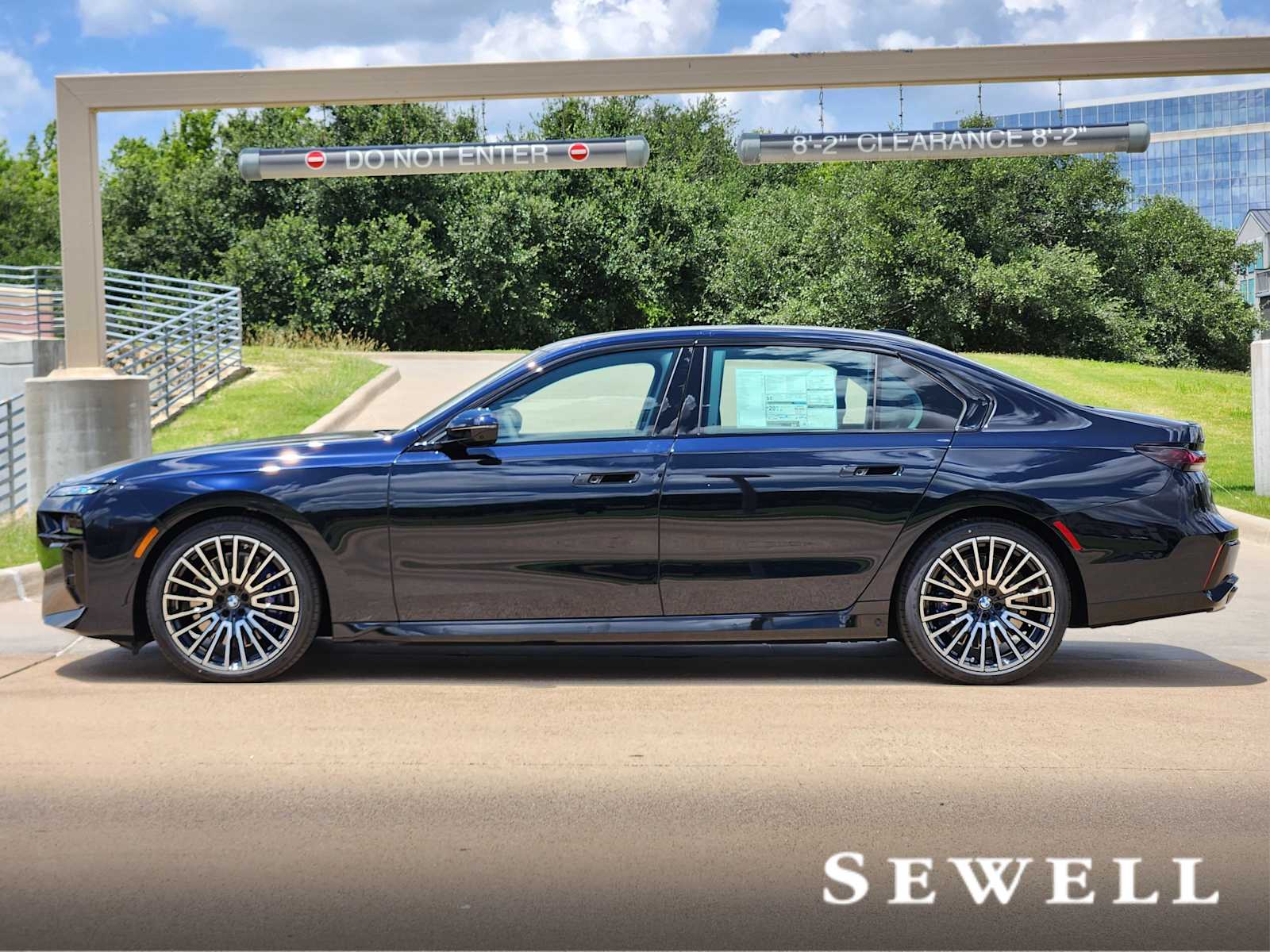 2025 Bmw 760i 760i xDrive photo 2