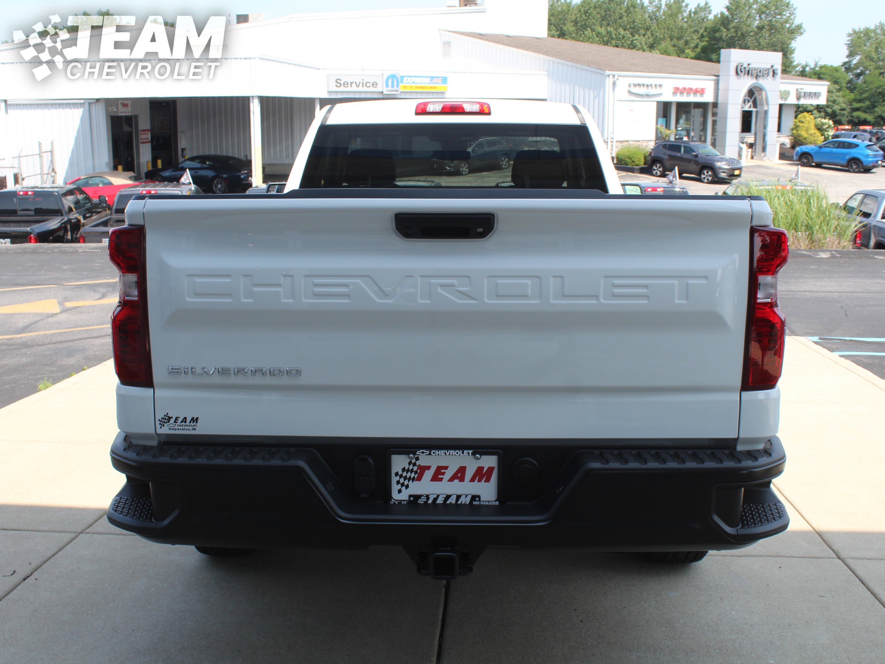 2025 Chevrolet Silverado 1500 photo 3