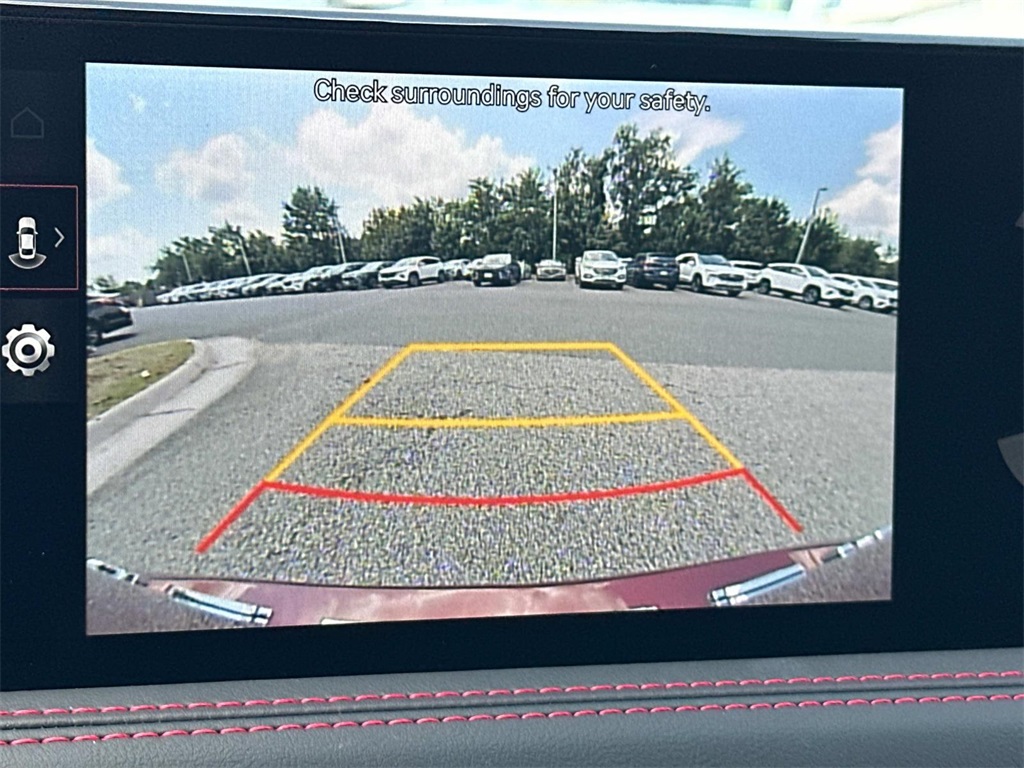 2025 Genesis G70 2.5T photo 19