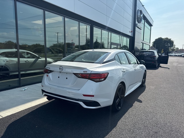 2024 Nissan Sentra SR photo 2