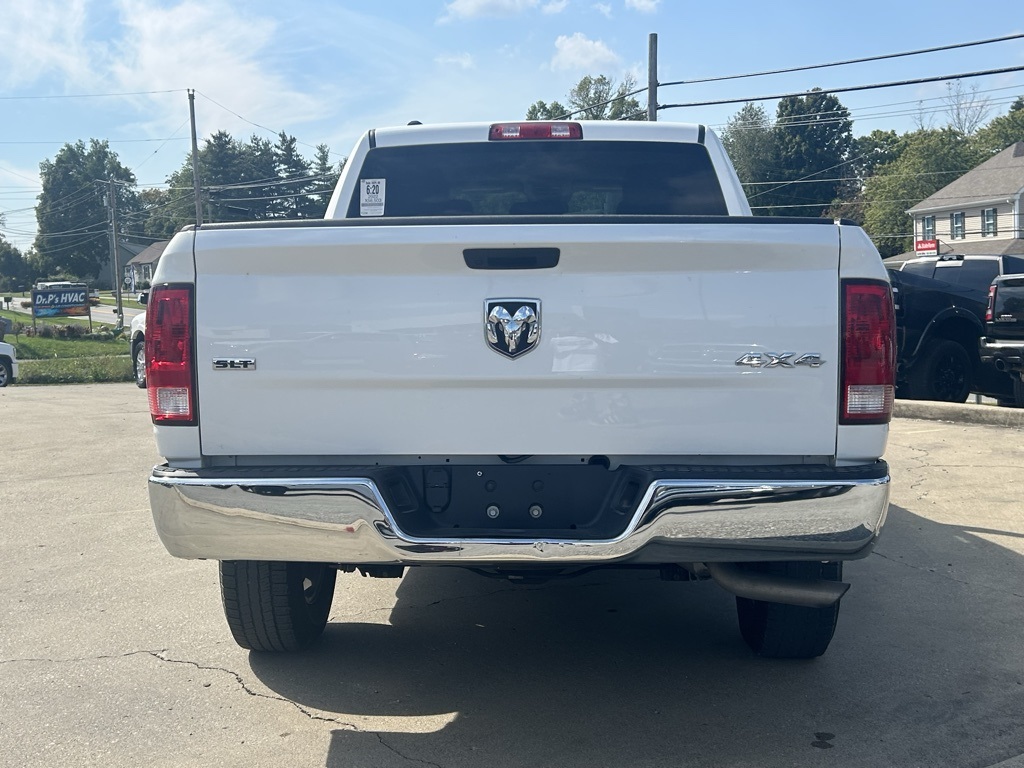 2022 Ram 1500 Classic SLT photo 7