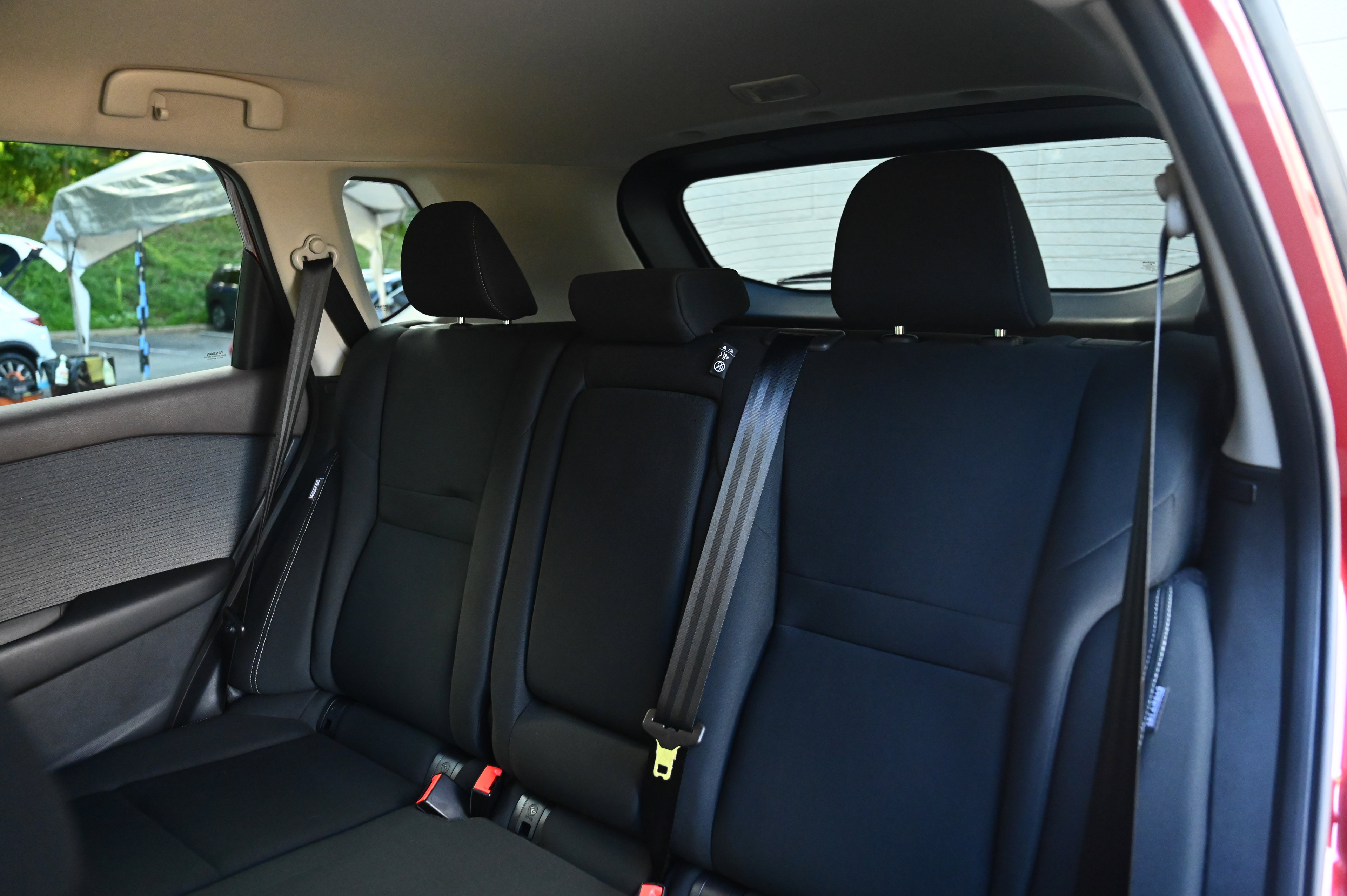 2023 Nissan Rogue S photo 18