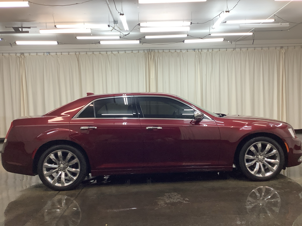 2018 Chrysler 300 Limited photo 4