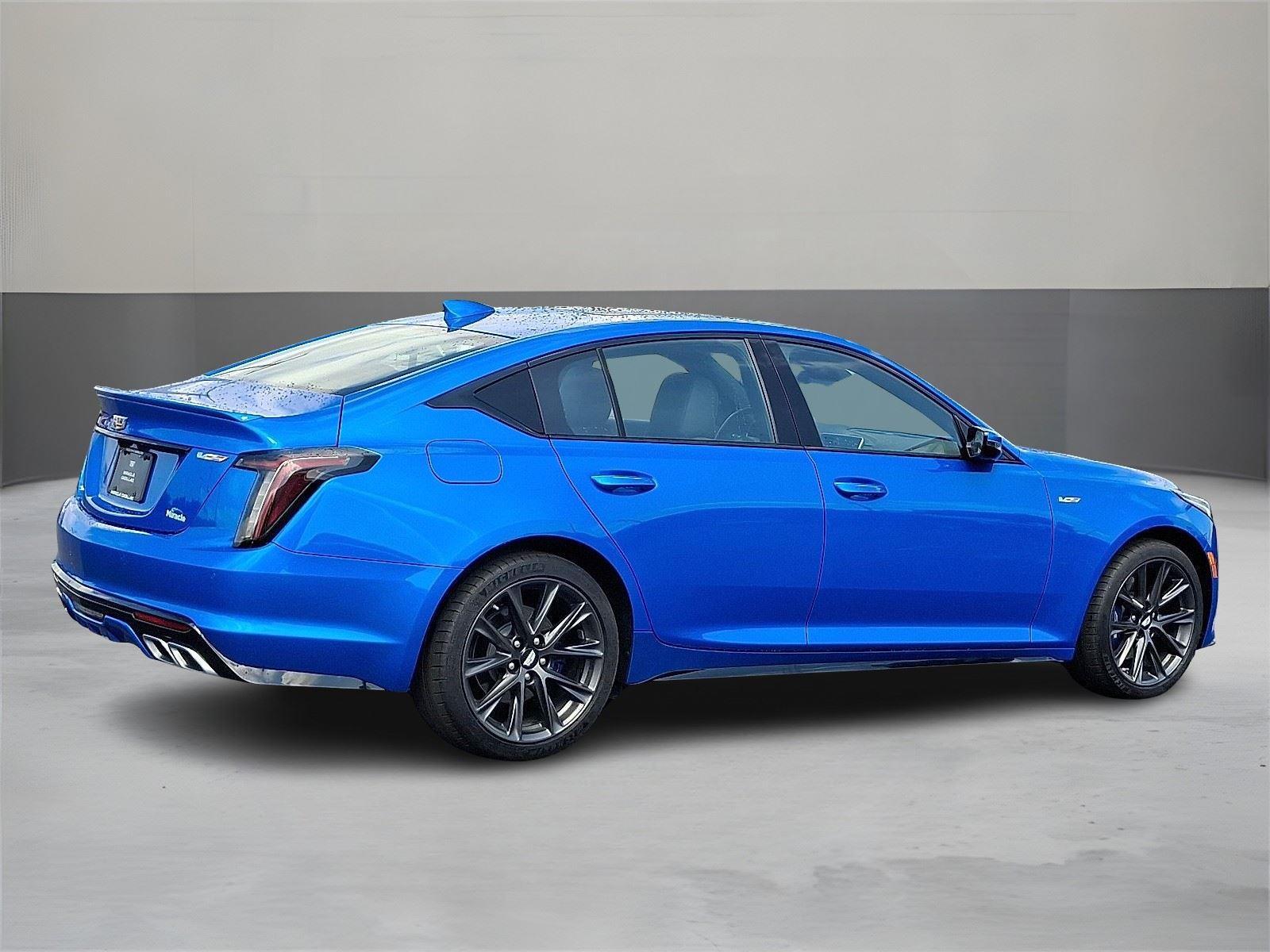2024 Cadillac CT5 V photo 4