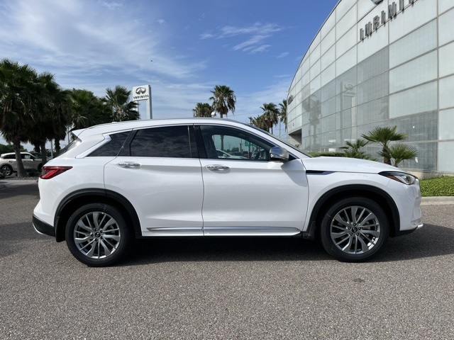 2025 Infiniti QX50 Luxe photo 4