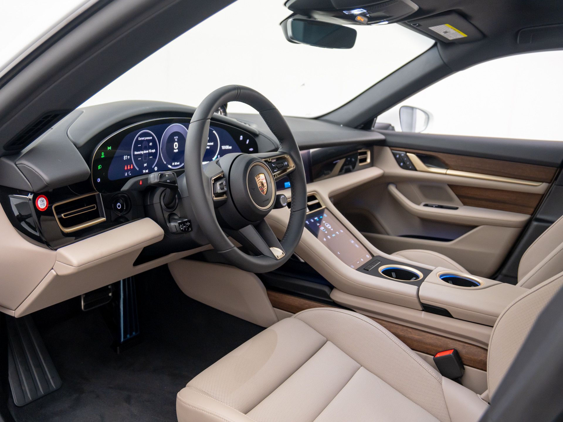 2025 Porsche Taycan 4 photo 2