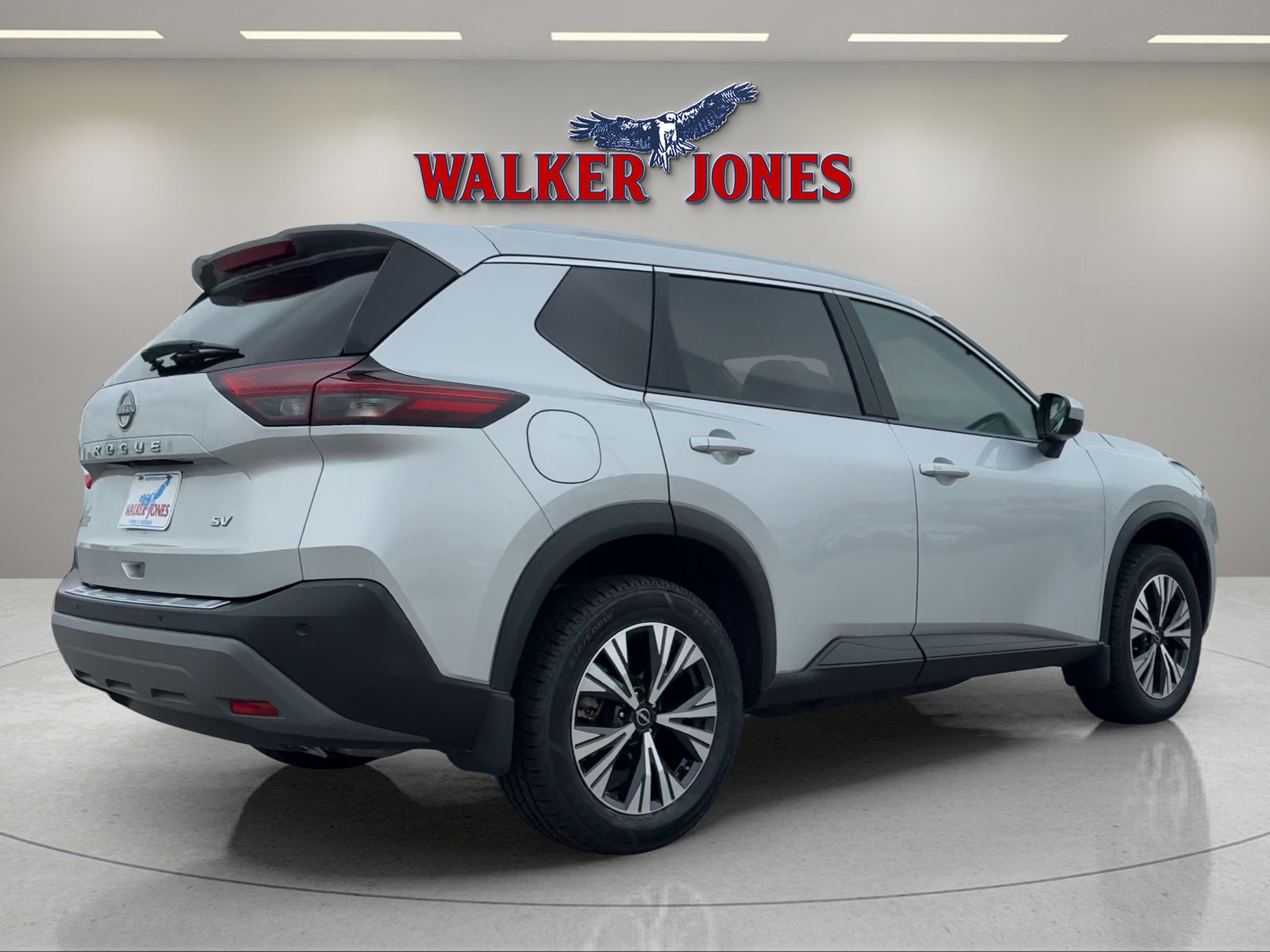 2023 Nissan Rogue SV photo 2