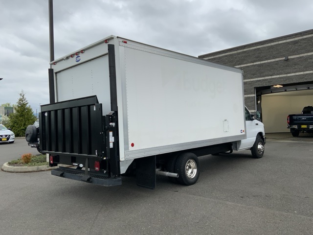 2018 Ford E-450 DRW photo 4