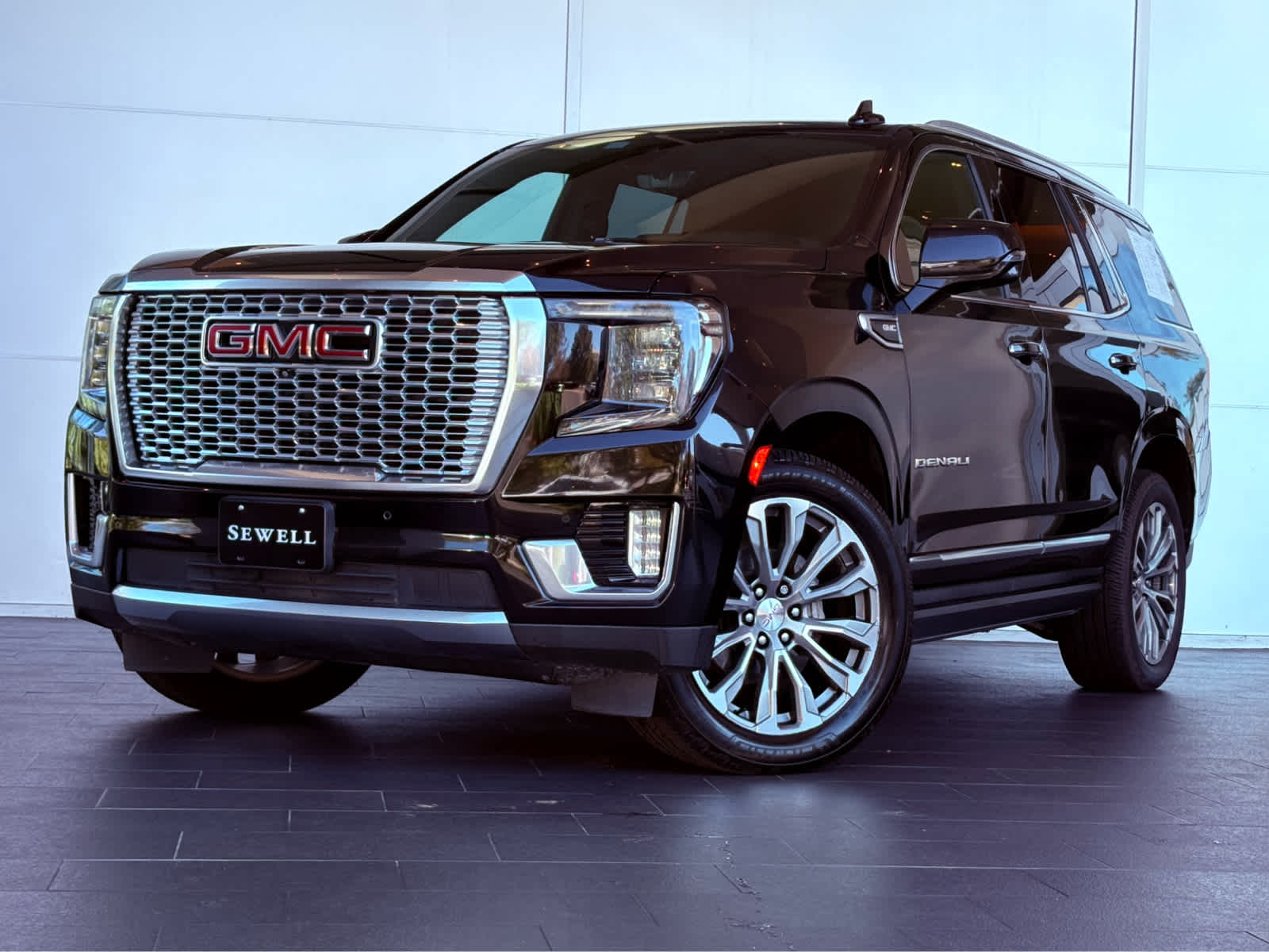 2021 GMC Yukon Denali's photo