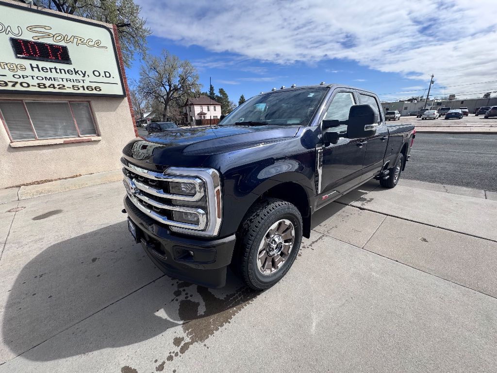 2025 Ford F-250 King Ranch photo 2