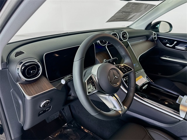 2025 Mercedes Benz GLC 350e 4MATIC photo 9