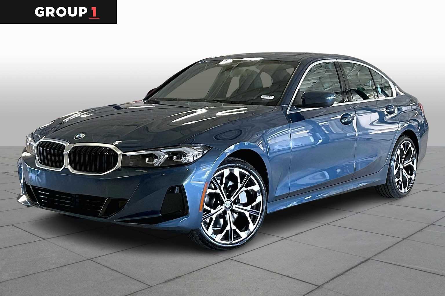 2026 BMW 3 Series 330i's photo