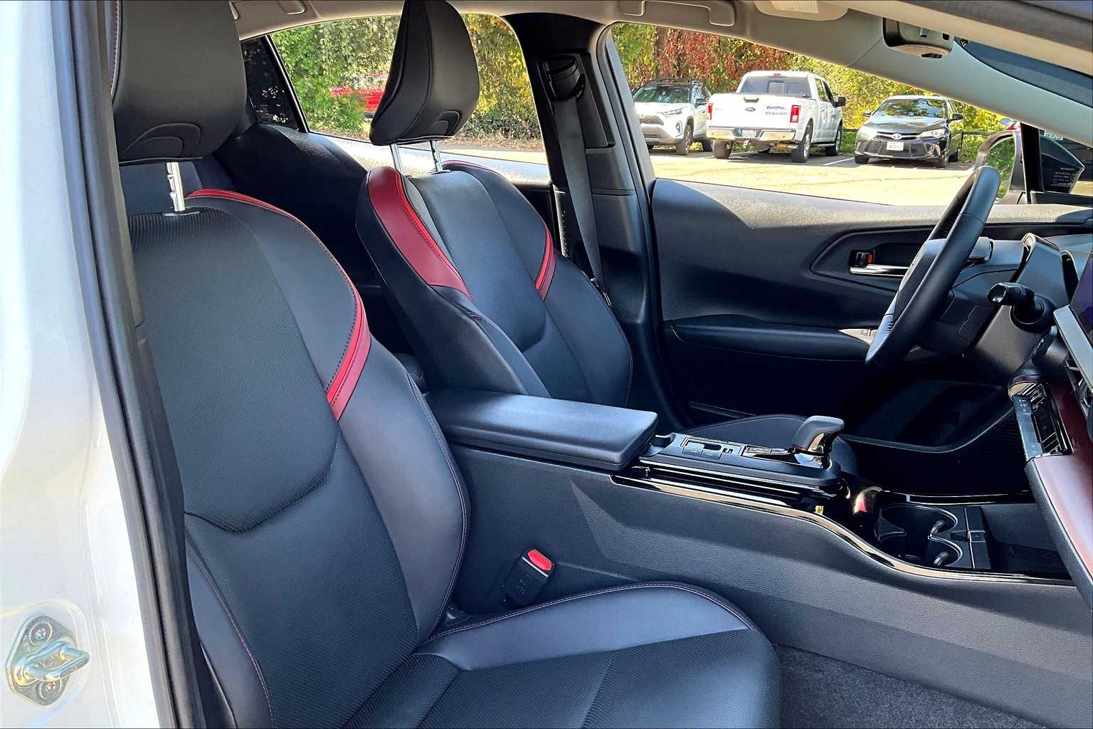 2023 Toyota Prius Prime XSE photo 8