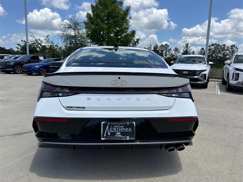 2025 Hyundai Elantra N Line photo 4