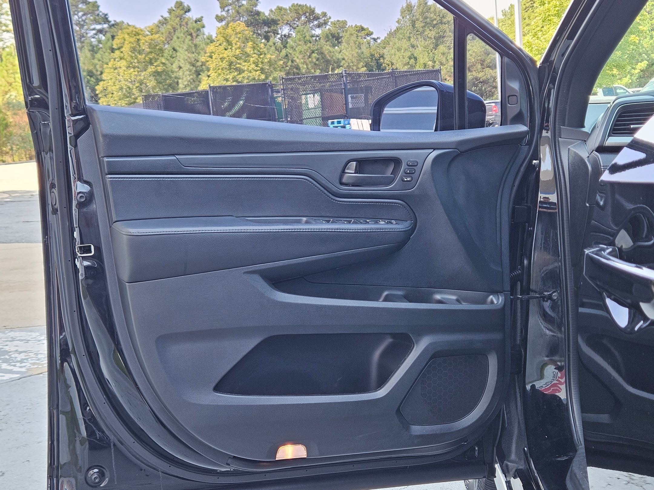 2023 Honda Odyssey Sport photo 17