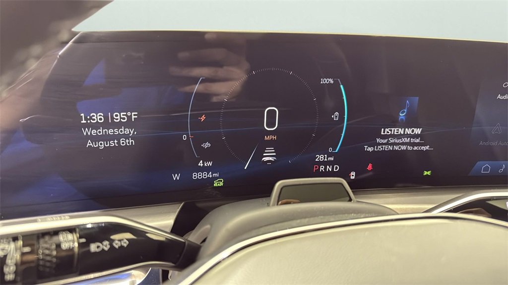 2024 Cadillac Lyriq Luxury photo 20