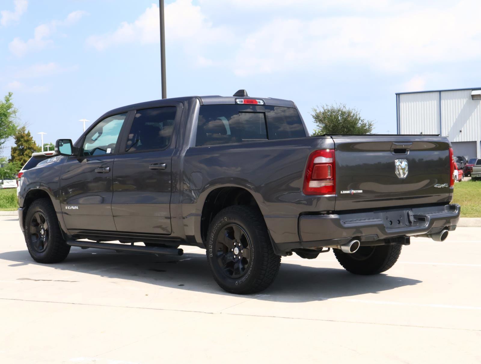 2019 Ram 1500 Big Horn Lone Star photo 3
