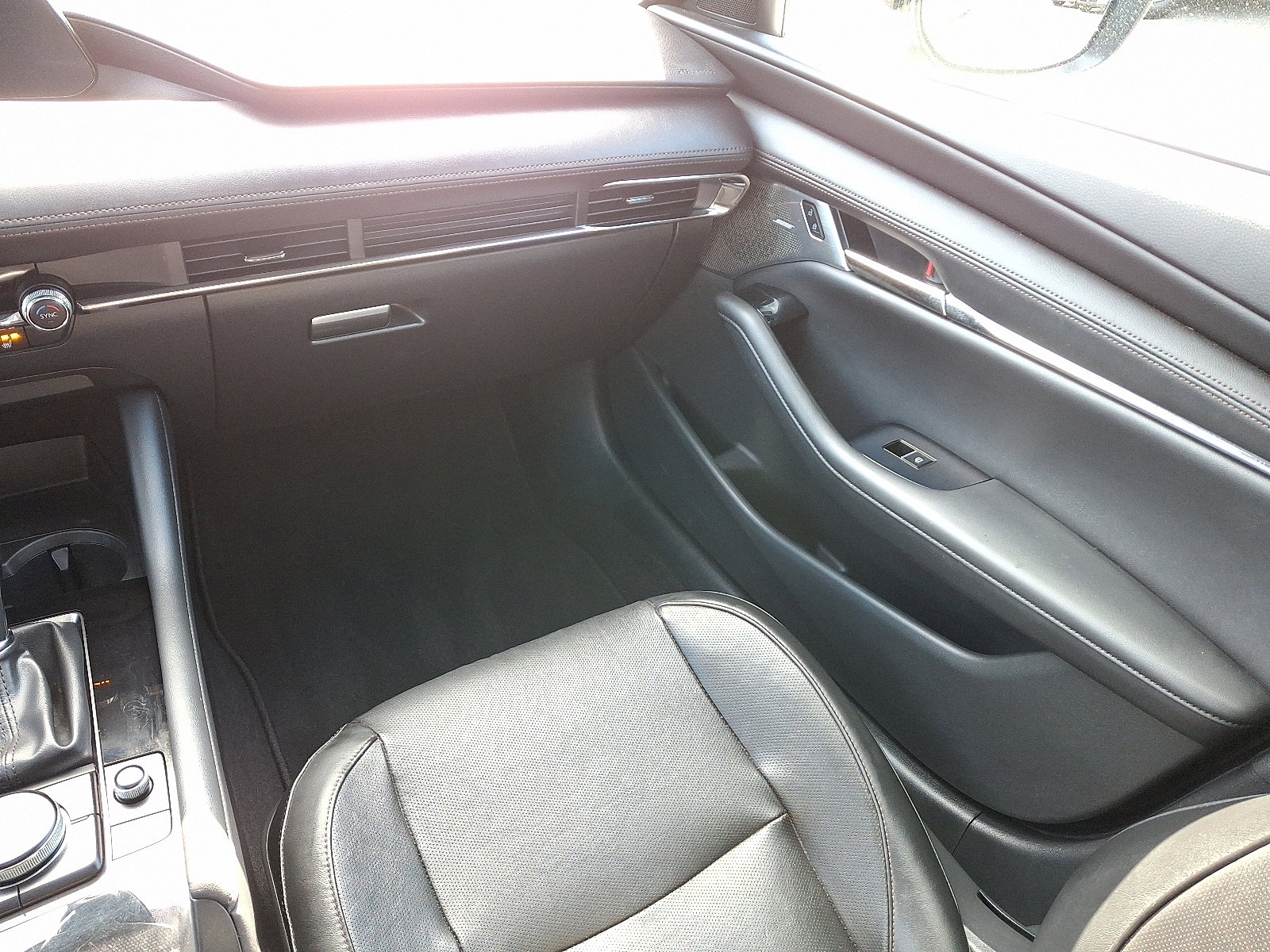2021 Mazda Mazda3 Premium Plus photo 16