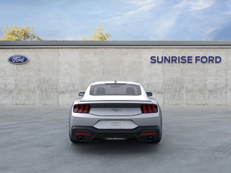2025 Ford Mustang EcoBoost Premium photo 5